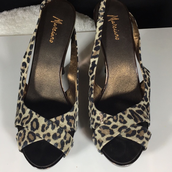 MARCIANO , Size 8 M , 9 , Leopard Color, Sandal . - Picture 5 of 8